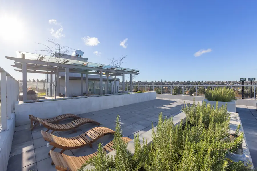 Arbutus Residences Rooftop Deck